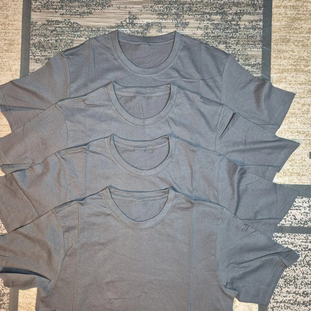 Gris oscuro